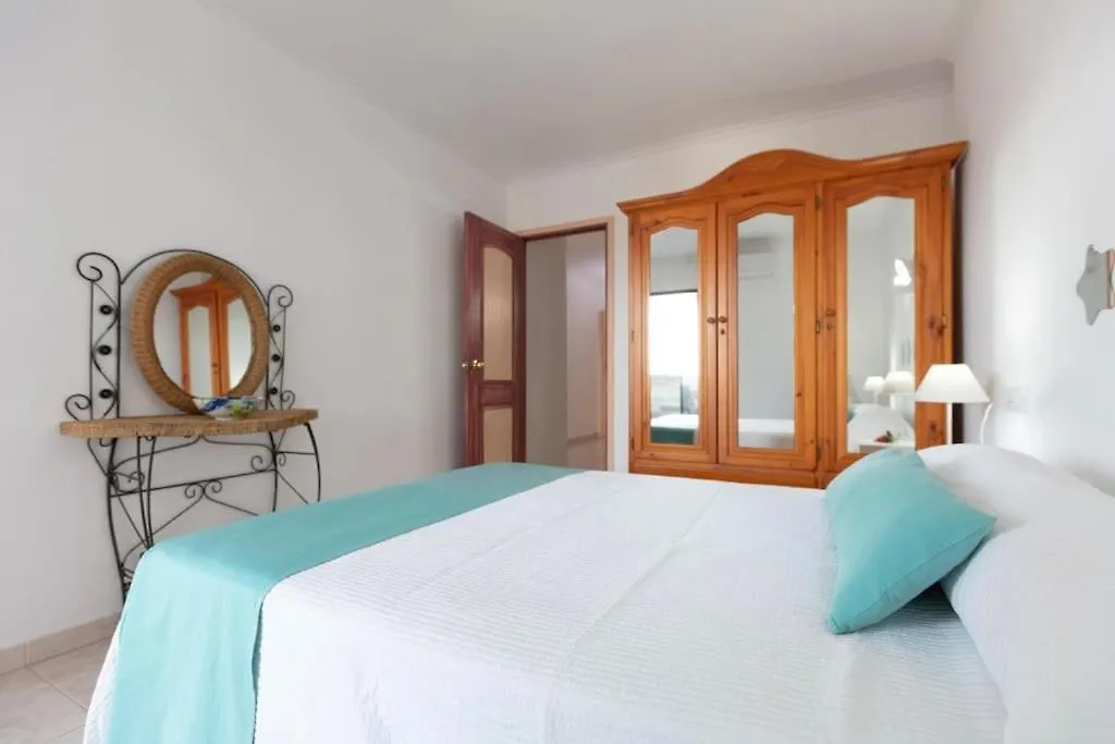 Apartment Apartamentos El Puerto, La Savina