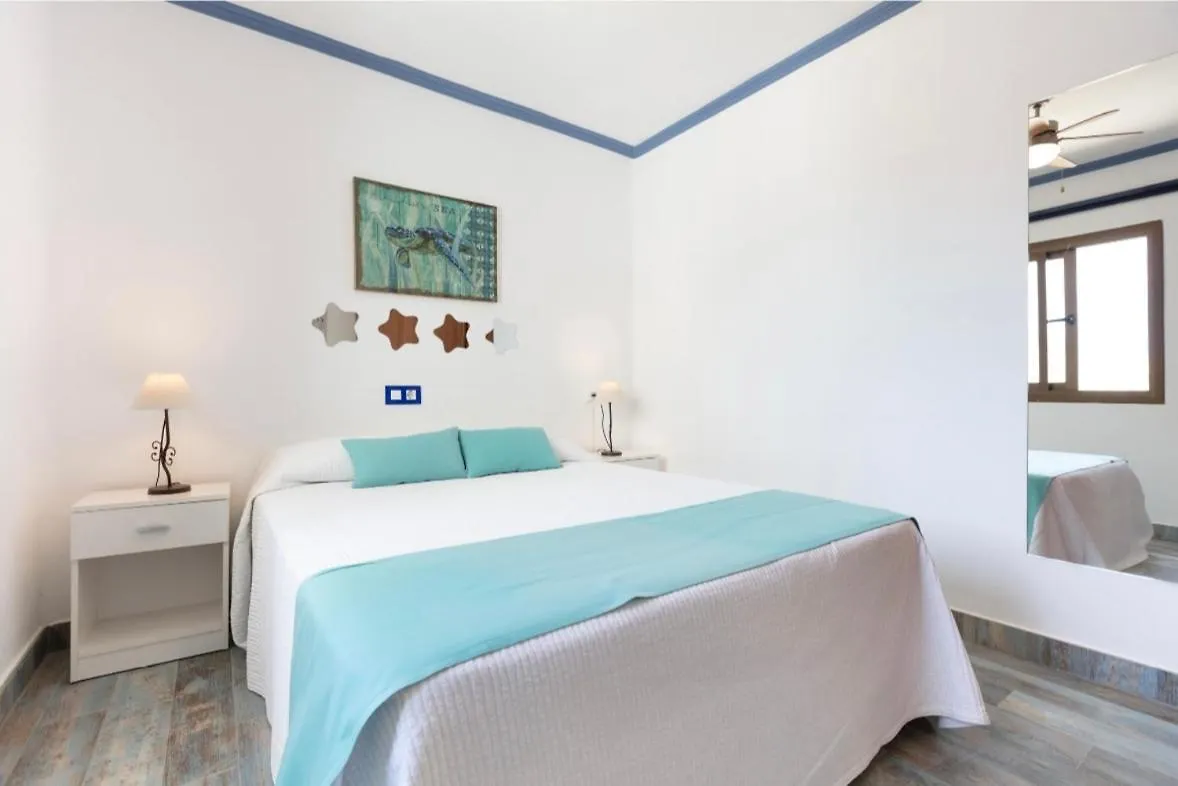 Apartment Apartamentos El Puerto, La Savina